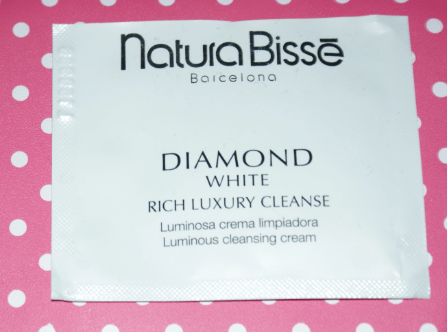 Thumbs Sample testing: Diamond White Rich Luxury&nbsp;Cleanse